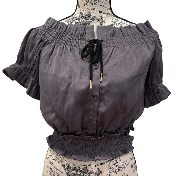Romeo and Juliet Couture Eggplant Off Shoulder Ruffle Crop Blouse US Small - Picture 1 of 8